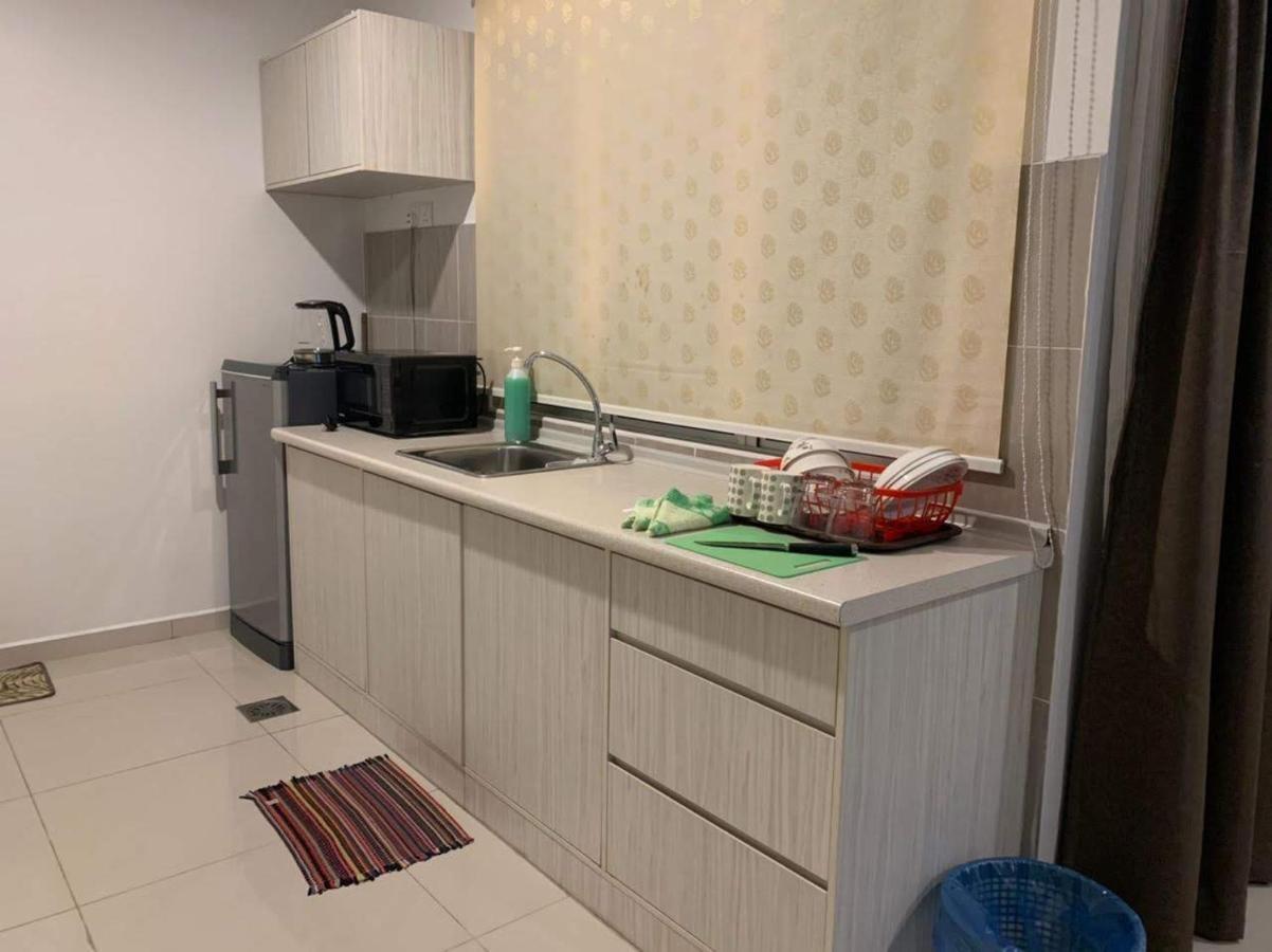 לומוט Glossy Marina Homestays מראה חיצוני תמונה